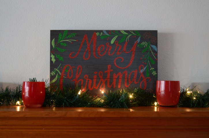 easy christmas mantle decor simply darr ling easy christmas mantle decor simply darr ling
