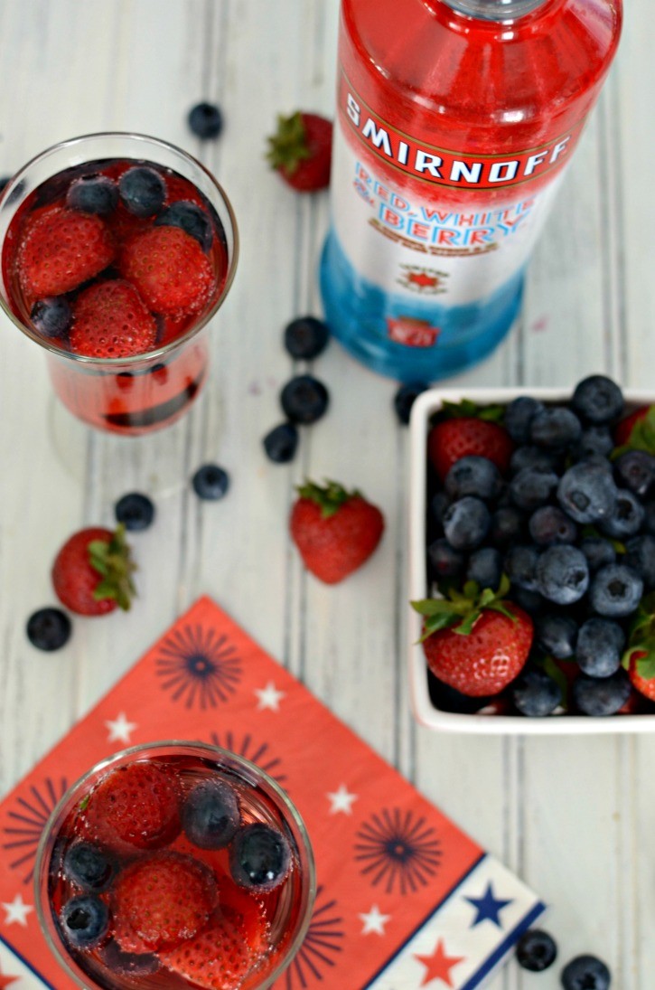 Smirnoff Red, White, and Berry Sparkling Cocktail