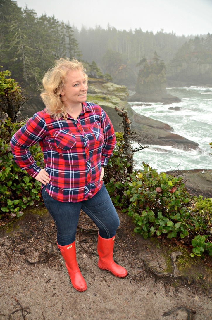 red hunter rain boots outfit