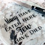 Easy DIY Personalized Glass Cutting Boards