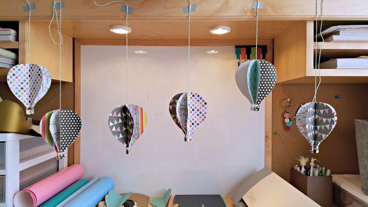 DIY Paper Hot Air Balloon Baby Mobile