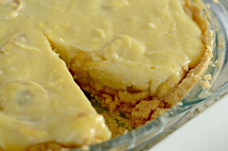 Banana Pudding Pie Recipe from Scratch
