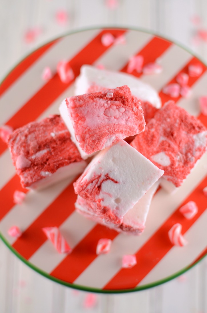 Easy & Delicious Peppermint Marshmallows