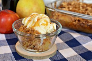 Delicious Washington Apple Crisp with wine pairings