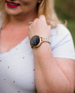 Kate Spade Scallop Smart Watch