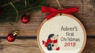 Hedgehog Baby's First Christmas Ornament, Custom Embroidery Tree Ornament, Personalised Name Embroidery Hoop, Gift for Baby, Baby Boy Girl